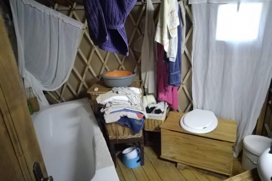 Fürdőszoba a jurtában